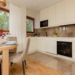 Apartmán Deluxe Wronia 45 With Ac, Parking & Balcony By Renters Prestige *