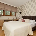 Apartmán Deluxe Wronia 45 With Ac, Parking & Balcony By Renters Prestige *