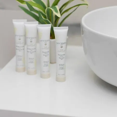 Deluxe Wronia 45 With Ac, Parking & Balcony By Renters Prestige * Warsaw