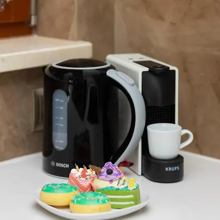 Deluxe Wronia 45 With Ac, Parking & Balcony By Renters Prestige